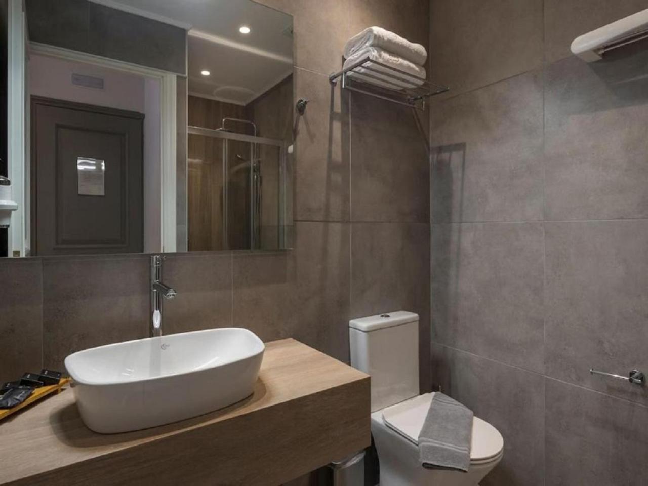 Hotel Tu Casa International Near Delhi Airport Nowe Delhi Zewnętrze zdjęcie